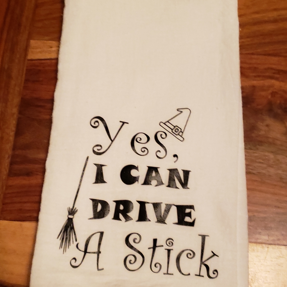 Fun and decorative towel for Halloween!